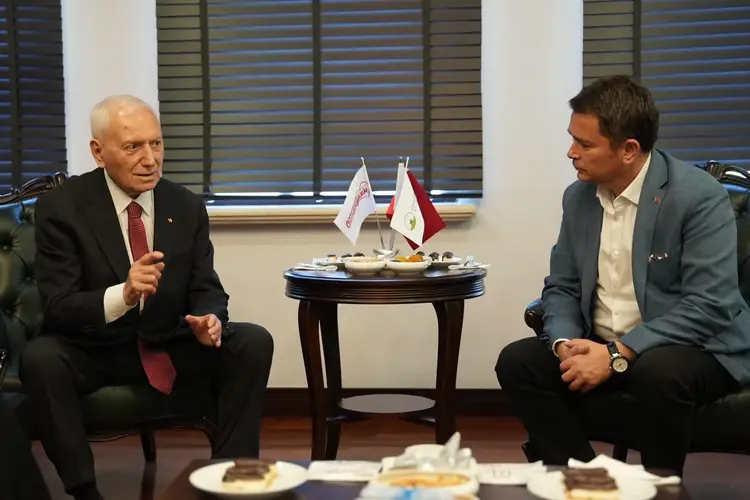 Erkan Aydın, Prof. Dr. Mehmet Haberal’ı Osmangazi’de ağırladı!